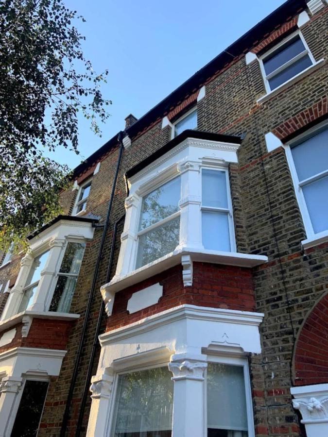 Lovely Spacious 1-Bedroom Flat In Tufnell Park Close To Central London Londres Exterior foto